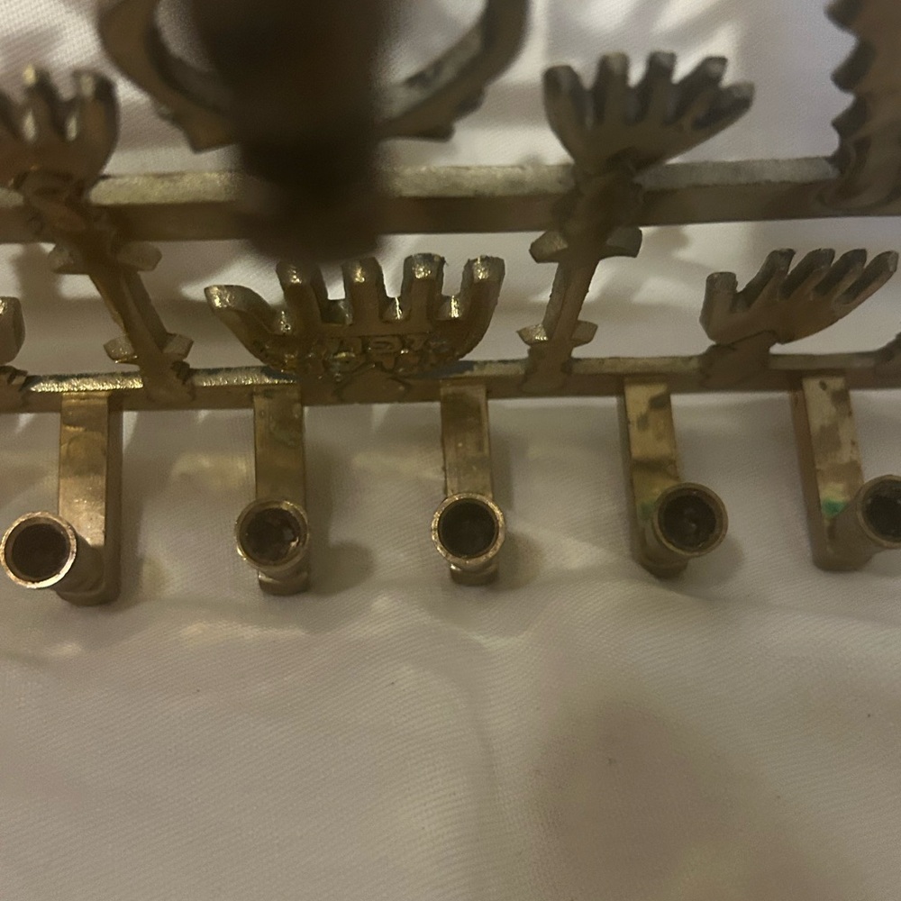 vintage judaica hamsa shapes brass wall mounted menorah Andrea by Sadek - Picture 9 of 10